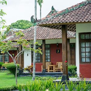 Poeri Devata Resort Hotel